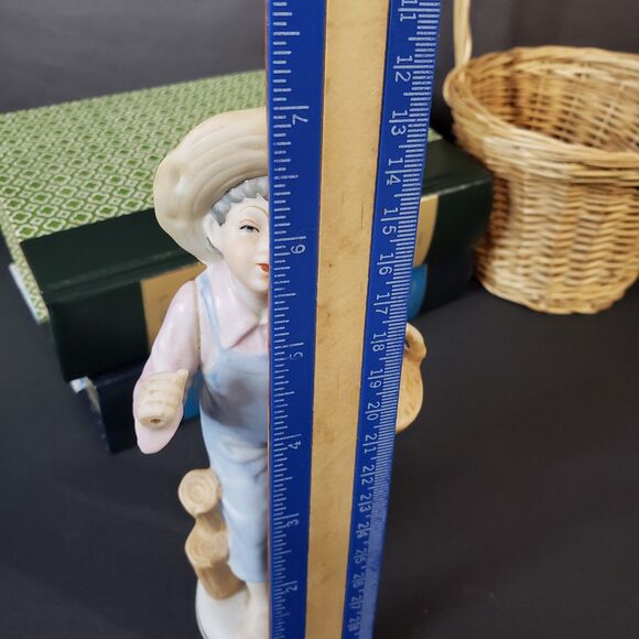 Adorable Vintage Ucagco Porcelain Farmer Boy Figurine 7" Made in Japan - Picture 3 of 5